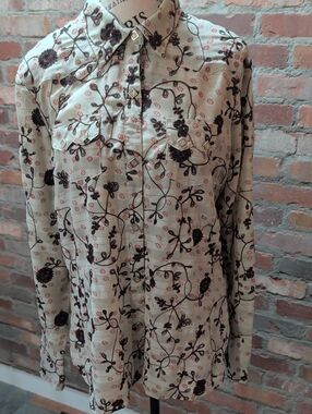 Roper Cream Shirt with Red Floral Logo Accents